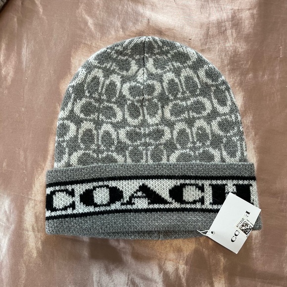 Authentic Coach signature logo soft rib knit scarf & cuff beanie. New with tags. - Picture 2 of 3